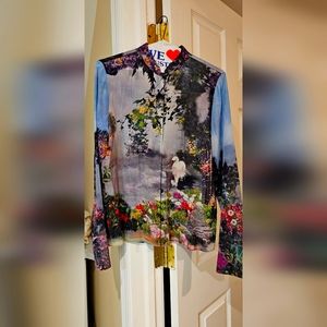 Alice + Olivia Swan in Magestic Lake blouse M